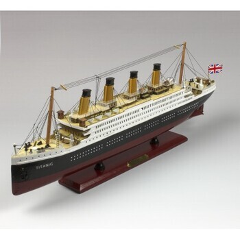 Foto - SHIP MODEL- TITANIC, 55 cm